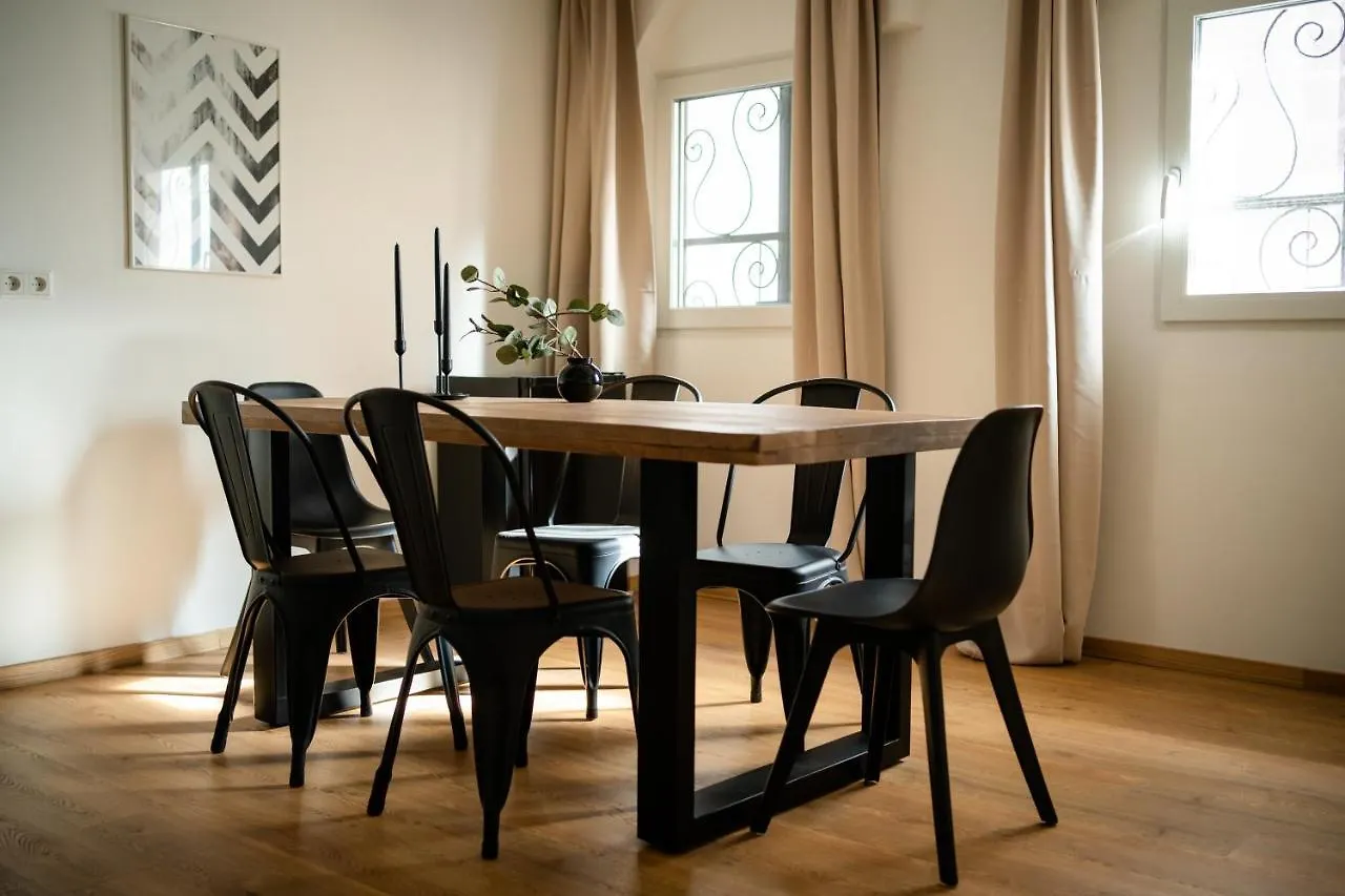 Oldtown Studio Apartment With 2 Bathrooms 뒤셀도르프