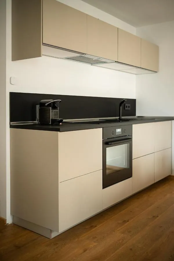 Oldtown Studio Apartment With 2 Bathrooms 뒤셀도르프 0*,  독일
